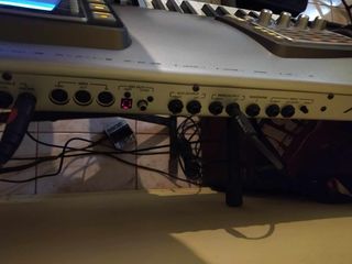 WORKSTATION ALESIS FUSION 8HD-thumb-3