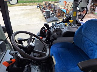 Τρακτέρ New Holland 2014 T 6.140-thumb-7