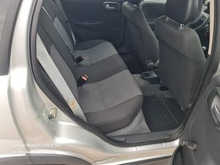 Opel Corsa 2006-thumb-10