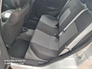 Opel Corsa 2006-thumb-8
