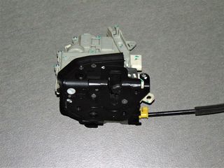 ΚΛΕΙΔΑΡΙΑ ΠΙΣΩ ΑΡΙΣΤΕΡΗΣ ΠΟΡΤΑΣ 8K0839015C AUDI A4 08-11 -  ΡΩΤΗΣΤΕ ΤΙΜΗ - ΑΠΟΣΤΟΛΗ ΣΕ ΟΛΗ ΤΗΝ ΕΛΛΑΔΑ