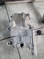 Toyota yaris hybrid  a/c-thumb-6