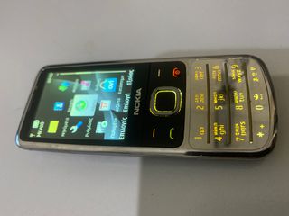 NOKIA 6700 clasic-thumb-2