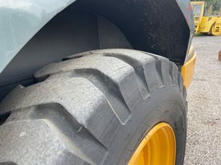 Φορτωτής Με Λάστιχα Liebherr 2003 L524 **12.700kg**-thumb-14