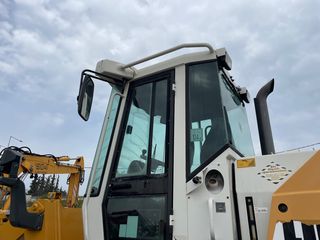 Φορτωτής Με Λάστιχα Liebherr 2003 L524 **12.700kg**-thumb-19