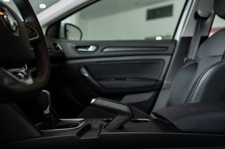 Renault Megane 2020 Grandtour BLUE dCi 110 Limited-thumb-32