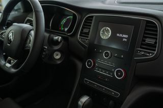 Renault Megane 2020 Grandtour BLUE dCi 110 Limited-thumb-14
