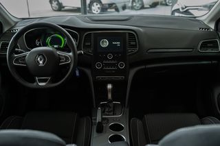 Renault Megane 2020 Grandtour BLUE dCi 110 Limited-thumb-11