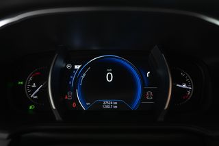 Renault Megane 2020 Grandtour BLUE dCi 110 Limited-thumb-29