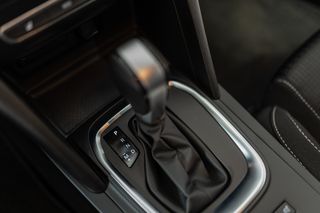 Renault Megane 2020 Grandtour BLUE dCi 110 Limited-thumb-22