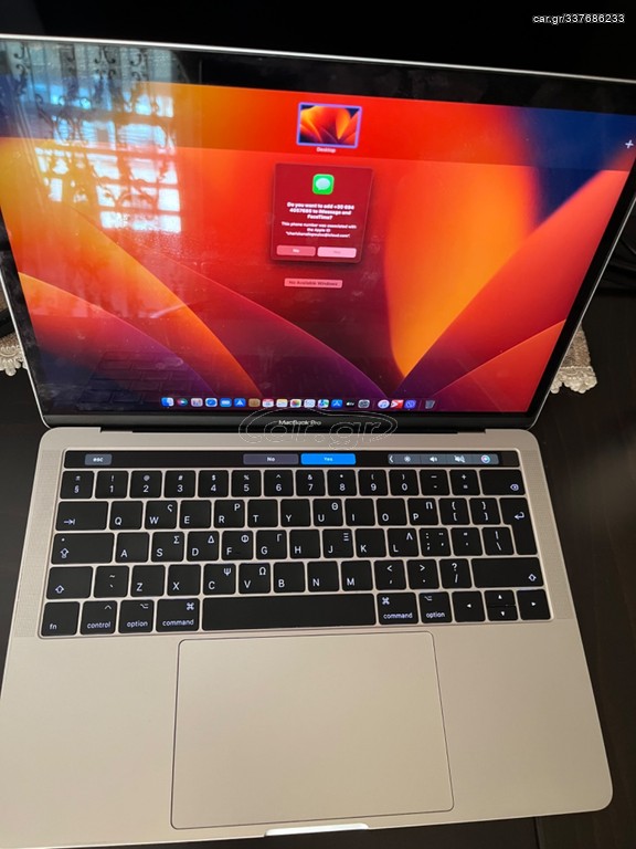Apple MacBook Pro 13” Touchbar