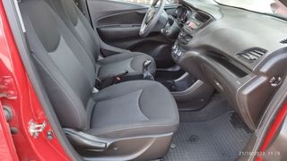 Opel Karl 2017-thumb-23