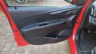 Opel Karl 2017-thumb-27