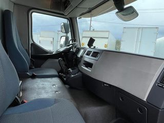 Ψυγείο Volvo 2013 FLL 240 4X2 / EURO 5-thumb-7