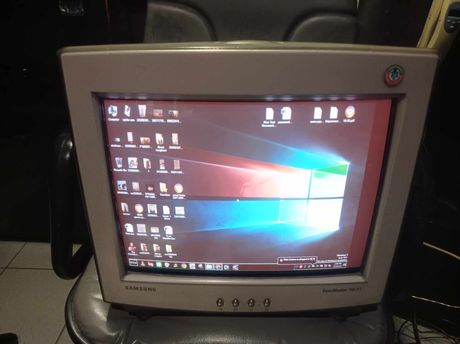 Samsung SyncMaster 750 ST