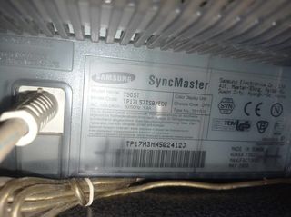 Samsung SyncMaster 750 ST-thumb-1