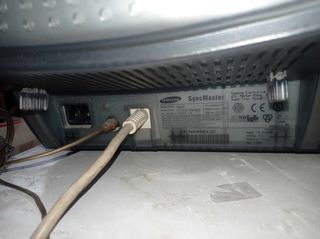Samsung SyncMaster 750 ST-thumb-12