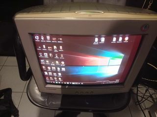 Samsung SyncMaster 750 ST-thumb-17