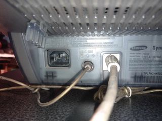 Samsung SyncMaster 750 ST-thumb-20