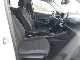 Peugeot 2008 2021 Peugeot 2008 1.5 Blue-HDi Acti-thumb-16
