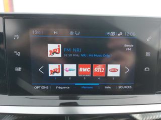 Peugeot 2008 2021 Peugeot 2008 1.5 Blue-HDi Acti-thumb-21