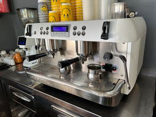 Μηχανή καφε espresso  Τιμή συζητήσιμή
