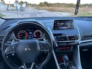 Mitsubishi Eclipse Cross 2019 1.5 T ClearTec Top 4WD CVT-Automatic-thumb-8