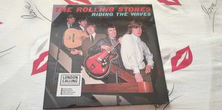 THE ROLLING STONES ''RIDING THE WAVES'' ΠΕΡΙΟΡΙΣΜΕΝΗΣ ΕΚΔΟΣΗΣ ΣΕ ΚΟΚΚΙΝΟ ΒΙΝΥΛΙΟ, ΣΦΡΑΓΙΣΜΕΝΟ