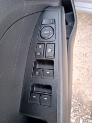 Hyundai Elantra 2016 αυτοματο-thumb-12
