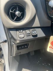 Toyota Yaris 2019-thumb-8