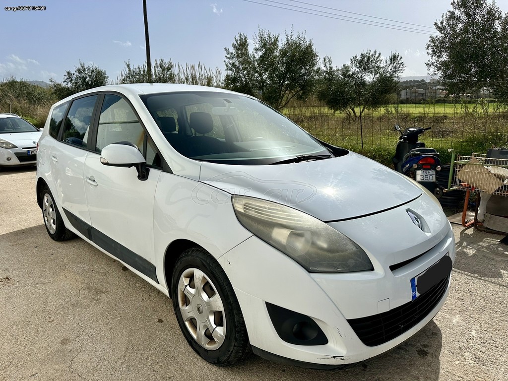 Renault Grand Scenic 2011 7 Seats DIESEL