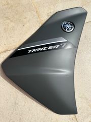 YAMAHA TRACER 700 Πλαϊνό δεξιό καπάκι