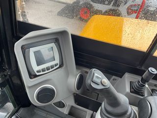 Εκσκαφάκι (διαβολάκι) JCB 2015 86C1-thumb-7