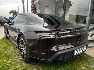 Porsche Taycan 2022 Panorama High Performance-thumb-4