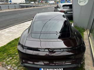 Porsche Taycan 2022 Panorama High Performance-thumb-7