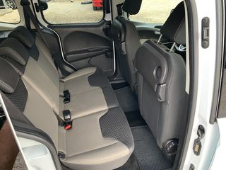 Ford Tourneo Courier 2016-thumb-15