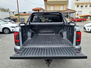 Volkswagen Amarok 2011-thumb-13