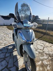 Honda SH 300i 2017-thumb-1