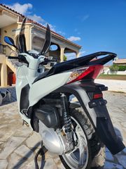 Honda SH 300i 2017-thumb-3