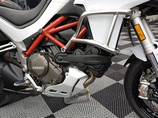 Ducati Multistrada 1200 S 2016-thumb-6