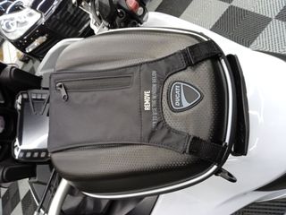 Ducati Multistrada 1200 S 2016-thumb-23