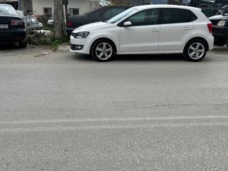 Volkswagen Polo 2011 Polo1.6TDI Urban White DSG 7-thumb-7