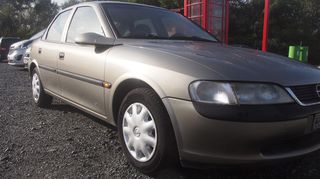 Opel Vectra 1999-thumb-16