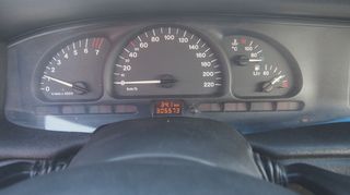Opel Vectra 1999-thumb-18