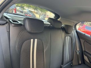 Bmw 118 2020 SPORT LINE LOOK M INTERIOR-thumb-10