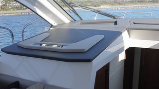 Karnic 2027 S37-x   3 Cabin-thumb-17