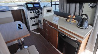 Karnic 2027 S37-x   3 Cabin-thumb-19