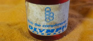Μπουκαλάκι Olympic metaxa μπουκαλάκι σπάνιο συλλεκτικό εποχής 1960  Αν θέλετε να δείτε όλες τις αγγελίες μου πατήστε κάτω από το όνομα μου ευχαριστώ για τον χρόνο σας