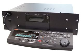 FOSTEX D-2424LV MKII 24-Track Digital Recorder - FOSTEX