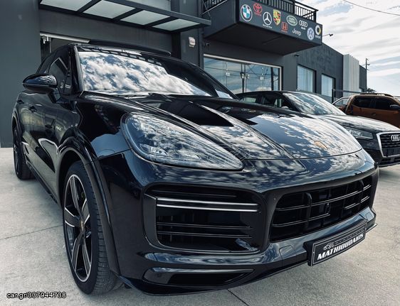 Porsche Cayenne '19 TURBO S  E-HYBRID 680PS